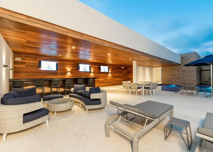 Apartamento 5th Avenue Quiet Luxury With Jacuzzi Beachfront